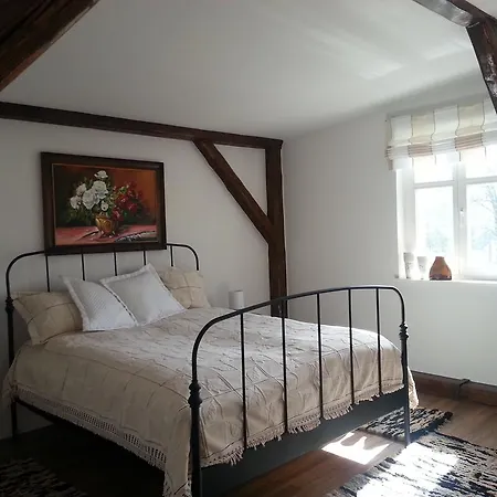 Brama Sudecka Oda ve Kahvaltı 3*