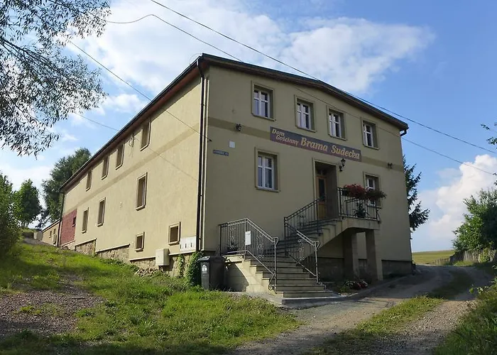 Frühstückspension Dom Goscinny Brama Sudecka